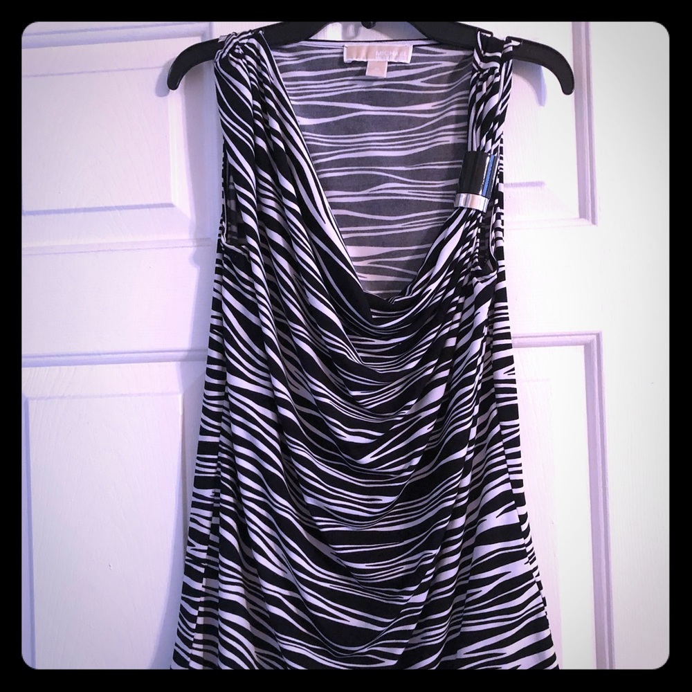 Michael Kors blouse. Size M. light wear and tear.